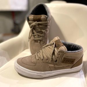 Vans beige half cab
